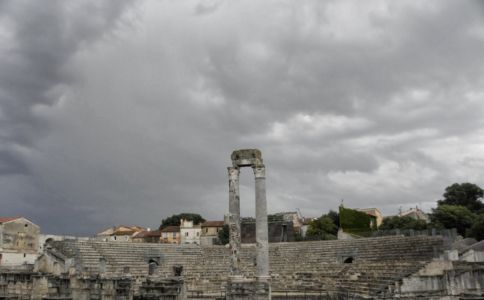 Arles - antické město Vincenta van Gogha